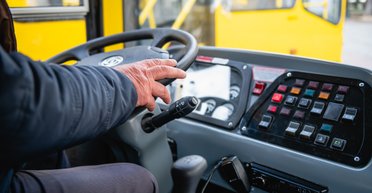 У Миколаєві через мобілізацію водіїв перестануть ходити деякі автобуси: деталі від мера