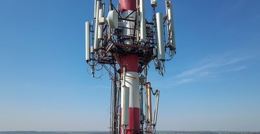 Битва за 4G. Почему Кабмин хочет в 10 раз увеличить допустимый уровень излучения станций мобильной связи