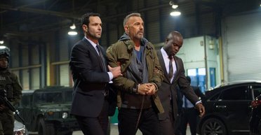 Много крови из ничего. Стоит ли смотреть фильм "Преступник"