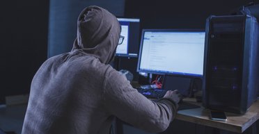 Хакеры РФ атакуют Украину вредоносным ПО с использованием ИИ: как это работает