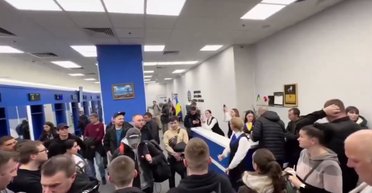 "Расчет только на тех, кто не успел форсировать Тису" — Дикий о мобрезерве (видео)