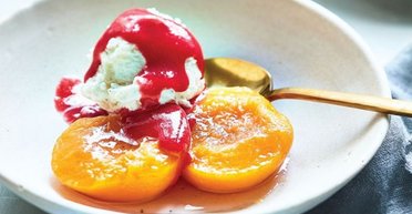 Персик "Мельба": как приготовить рецепт, созданный в честь известной оперной певицы