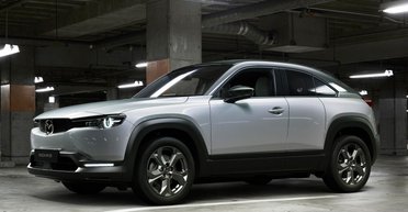 Первый электромобиль Mazda сняли с производства: причина известна