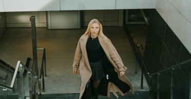 Що одягнути в офіс? 5 не нудних ідей жіночих образів на роботу, які зроблять вас особливою (фото)