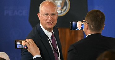 Трамп отказался от конфеток Путина: как провалилась "дипломатия пряника" от Дмитриева