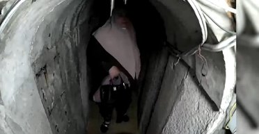 У жены ликвидированного лидера ХАМАСа заметили сумочку Birkin за 32 тысячи долларов (видео)