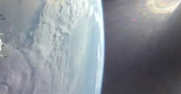 Миссия "Артемида-2": астронавты покинули околоземную орбиту и отправились к Луне (видео)