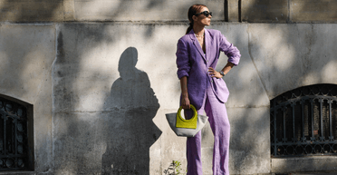 Омолоджують на 10 років: які відтінки треба носити за порадою метра моди (фото)