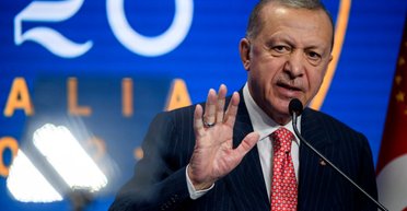 "Ердоган балансуватиме між РФ та США, бо це його останній президентський термін", — Євген Магда (відео)