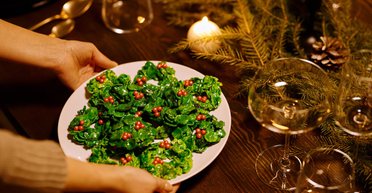 Чим пригощати "Зеленого Дракона": яким має бути новорічне меню 2024 року