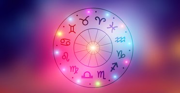 Це не випадковість. Чому сталися збої в роботі "Київстару" та "Монобанку"