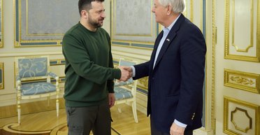 Помощь США: сенатор-республиканец предложил Киеву беспроцентный кредит