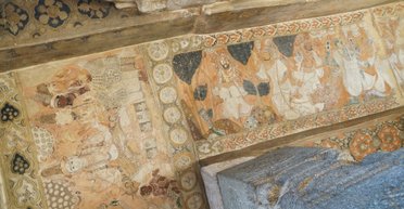 Секрет "парящей колонны" храма Вирабхадра: как случилось так, что она не касается земли (видео)