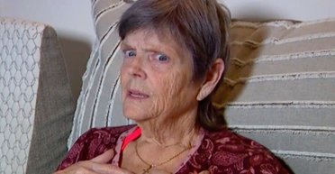 "Я просто розридалася": пенсіонерка жахнулася, дізнавшись про небажані імпланти в грудях