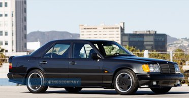 На аукцион выставили самые дорогие Mercedes W124 стоимостью более $1,5 миллиона (фото, видео)