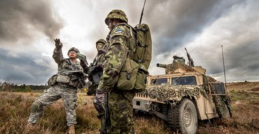 Можуть навчати: в ЄС пояснили слова Макрона про введення військ в Україну