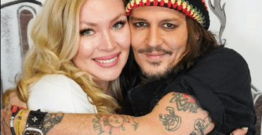 Українська біженка-фанатка Джонні Деппа зустрілася з кумиром (фото)