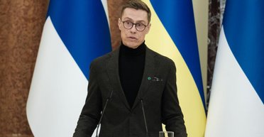 "Потрібен термін": президент Фінляндії запропонував Трампу дату перемир'я між Україною та РФ (відео)