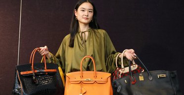 PETA знову нагадали Hermès про наполегливе прохання покійної Джейн Біркін