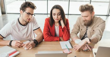 Онлайн-бизнес под прицелом: сколько придется платить и кого коснется "налог на OLX"