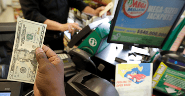 Не работал много лет из-за болезни: мужчина сорвал джекпот после того, как пережил рак