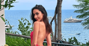 Молода екскоханка 70-річного мільярдера подала на нього в суд: що сталося (фото)