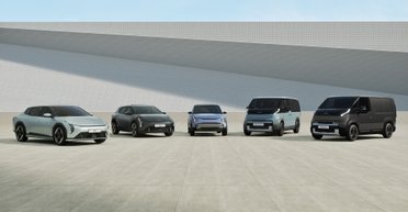 Городское авто, кроссовер и минивэн: дебютировали недорогие электрокары Kia (фото, видео)