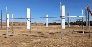 "Крылья на столбах": новая технология обещает на 75% более дешевую энергию ветра