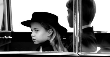 Принцеса Шарлотта отримає особливу тіару принцеси Діани: деталі (фото)