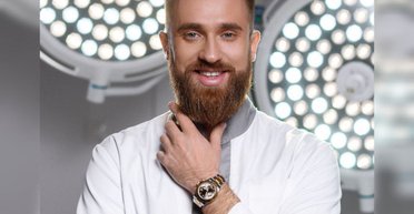 "Я меняю не обложку: я меняю жизнь": уникальный пластический хирург Виктор Кемкин о своем опыте, пациентах и философии