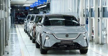 Новый электрифицированный кроссовер Mazda с запасом хода 1300 км поступил в производство (фото)