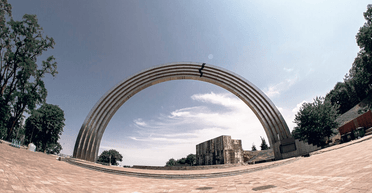 "Визитка Киева": в КГГА выступают против демонтажа бывшей "Арки дружбы народов" (фото)