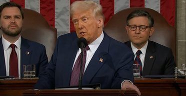 Політика експансії: Трамп може приєднати Гренландію військовим шляхом, — WSJ