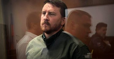 Ушел на войну, но не помогло: в РФ судят мэра Сочи за коррупцию и торговлю местами на кладбище