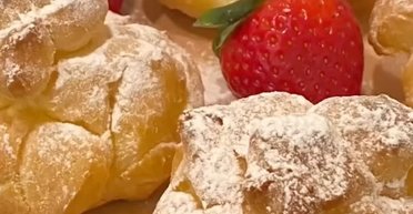 Ніжні та солодкі: рецепт смачнючих еклерів