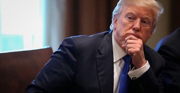 "Вызывает проблемы": через несколько часов после критики Путина Трамп набросился с обвинениями на Зеленского