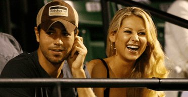 50-річний Іглесіас та 44-річна Курнікова чекають на четверту дитину – ЗМІ