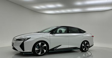 Альтернатива Accord: Honda показала недорогой электрический седан (фото)