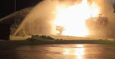 Атака БПЛА на Ленінградську область і Тулу: горять військовий завод і термінал у порту (відео)