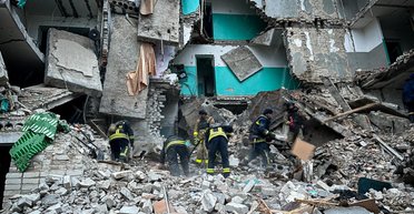 Удар по Глухову: возросло количество погибших, под завалами еще находятся люди (фото)