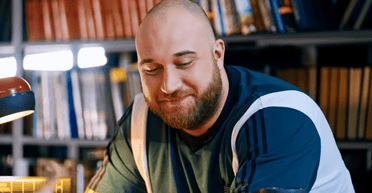 Руслан Ханумак покинул Украину за несколько месяцев до визита в США — СМИ