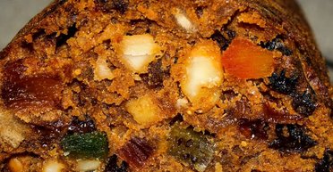 Аромат Різдва: чудовий Англійський кекс із цукатами, горіхами та флердоранжем