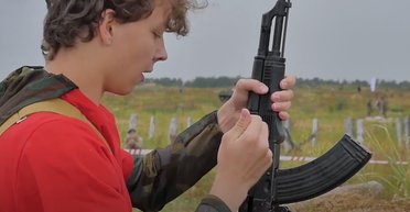 Із "Юнармії" — до ЗС РФ: як молодіжний рух в Криму вчить дітей воювати проти України