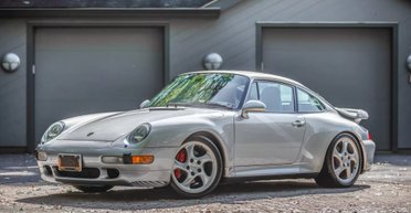 Эксклюзив из 90-х: обнаружен 28-летний Porsche 911 с пробегом 200 км (фото)