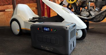 Забезпечить енергією цілий будинок: експерт випробував зарядну станцію Bluetti Apex 300 (фото)