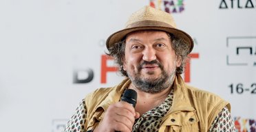 Спасутся все. Организатор ГОГОЛЬFEST Влад Троицкий о том, зачем он строит свой ковчег