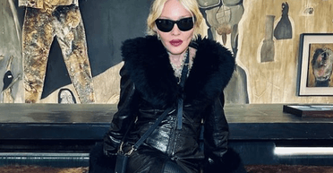 Мадонна в стильному вбранні відвідала виставку свого сина Рокко Річі в Парижі (фото)