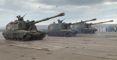 Переброска САУ "Мста-С" через крымский мост попала на видео