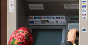 Деяким українцям підвищать пенсії в липні: у ПФУ розповіли, кому та на скільки