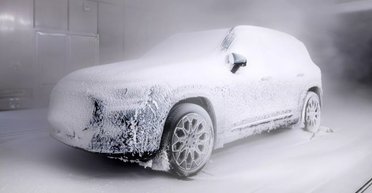 Запас ходу двох десятків нових електрокарів перевірили у сильний мороз (фото)